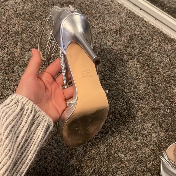 Nina heels - Picture 4 of 6